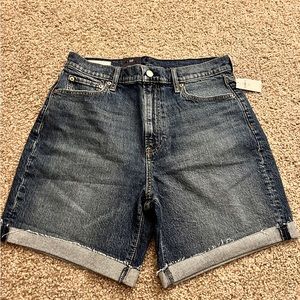 GAP High rise shorts